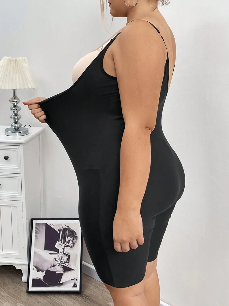 SHEIN CURVE+ Bata con abertura en la entrepierna para silueta talla grande curvilínea - Negro - Añade 4