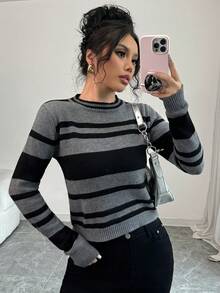 Elenzga Áo len chui đầu tay dài cổ tròn sọc cắt cúp phong cách retro đa năng thường ngày - Xám - Xem 6