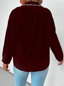 SHEIN Clasi Große Größen Einfarbige, Perlendekor-Vorderseite mit Knopfleiste, elegante Langarmbluse - Bordeaux - Übersicht 2
