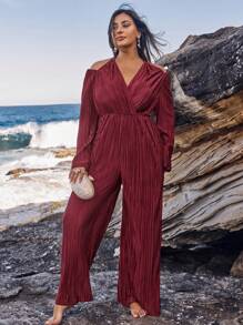 SHEIN VCAY Mono de talla grande con otoño/invierno con escote halter atado, manga larga, cintura ceñida, plisado y pierna ancha, para fiestas y días festivos en color vino tinto