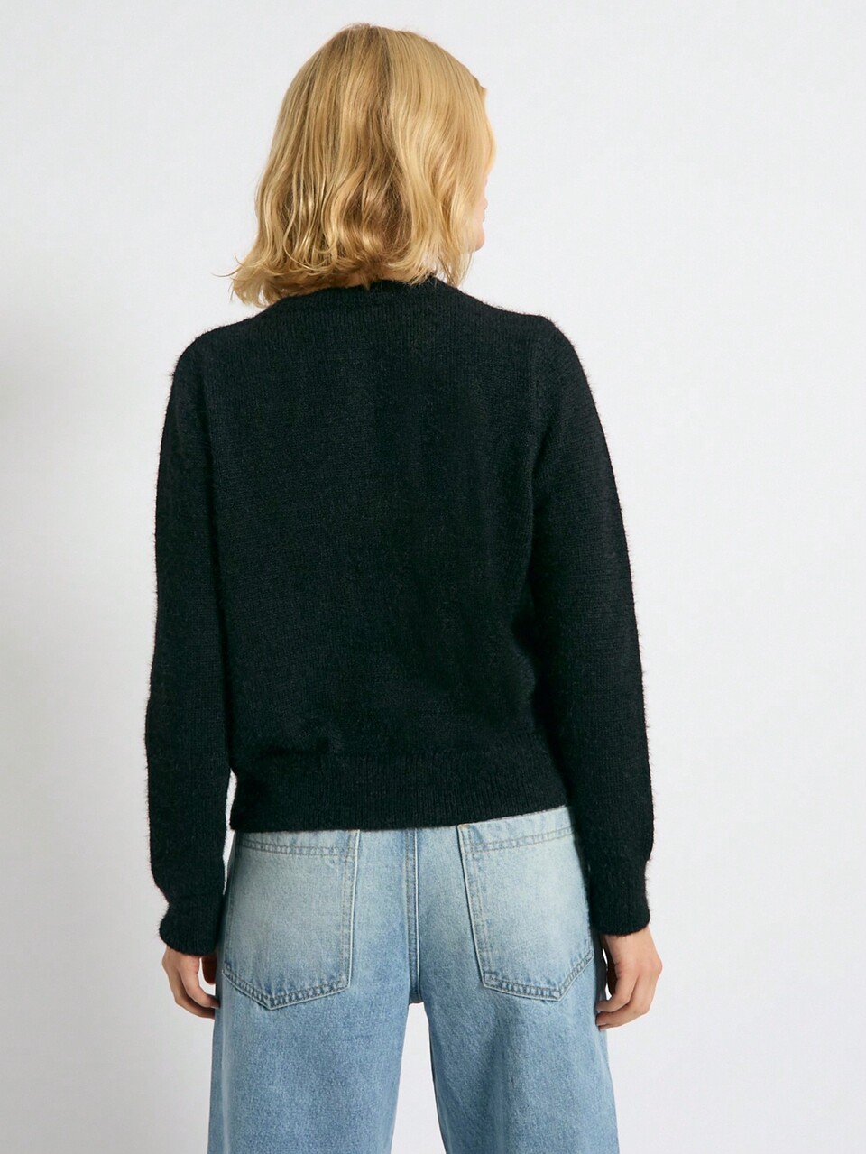AiiRZ Long Sleeve Scalloped Edge Button Front Fuzzy Knit Cardigan