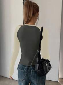 DAZY 女士休闲圆领拼色插肩袖 T 恤，适合秋季