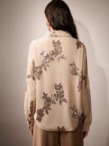 Anewsta 法式优雅玫瑰刺绣和珍珠半透明女式衬衫 - 杏色 - 查看 2