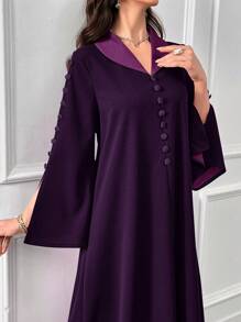 Al Najma Vestido de manga larga holgado y modesto con botones decorativos de color contrastante para mujer en otoño - Morado - Ver 3