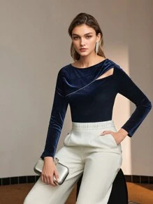 MOTF Soiréza VELVET SOLID CUTOUT RHINESTONE TRIM SLIM FIT TEE - Royal Blue - View 4