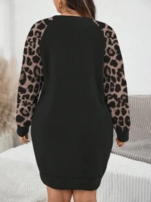 SHEIN LUNE 大码休闲简约豹纹摇滚嘴唇图案长款宽松插肩袖卫衣，适合秋冬季穿着 - 彩色 - 查看 5