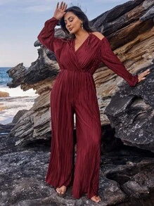 SHEIN VCAY Mono de talla grande con otoño/invierno con escote halter atado, manga larga, cintura ceñida, plisado y pierna ancha, para fiestas y días festivos en color vino tinto