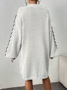 SHEIN Unity 带纽扣绳设计的立领休闲宽松女式毛衣裙 - 白色 - 查看 2