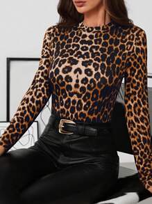 SHEIN Clasi Áo thun cổ bẻ họa tiết động vật báo thời trang cổ điển dành cho nữ, trang phục nhiều lớp đa năng phù hợp mặc hàng ngày vào mùa thu/đông, đi làm, dạy học và nhiều mục đích khác - Màu vàng - Xem 6