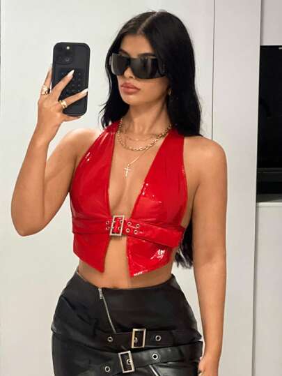 SHEIN ICON Women's Summer Fashionable PU Leather Detail Cropped Halter Neck Tank Y2K New Year Eve Party Red Crop V Neck Sexy Top