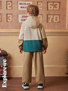 SHEIN 2pcs Boys Casual City Style Outfit - 1 Hoodie With City & Football Graphic, 1 Contrast Color Pants. Suitable For Outdoor, Sports, Casual, School And More Occasions