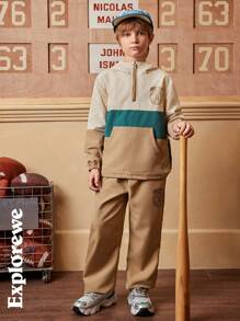 SHEIN 2pcs Boys Casual City Style Outfit - 1 Hoodie With City & Football Graphic, 1 Contrast Color Pants. Suitable For Outdoor, Sports, Casual, School And More Occasions