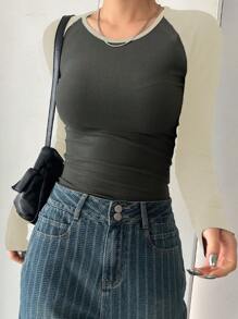 DAZY 女士休闲圆领拼色插肩袖 T 恤，适合秋季