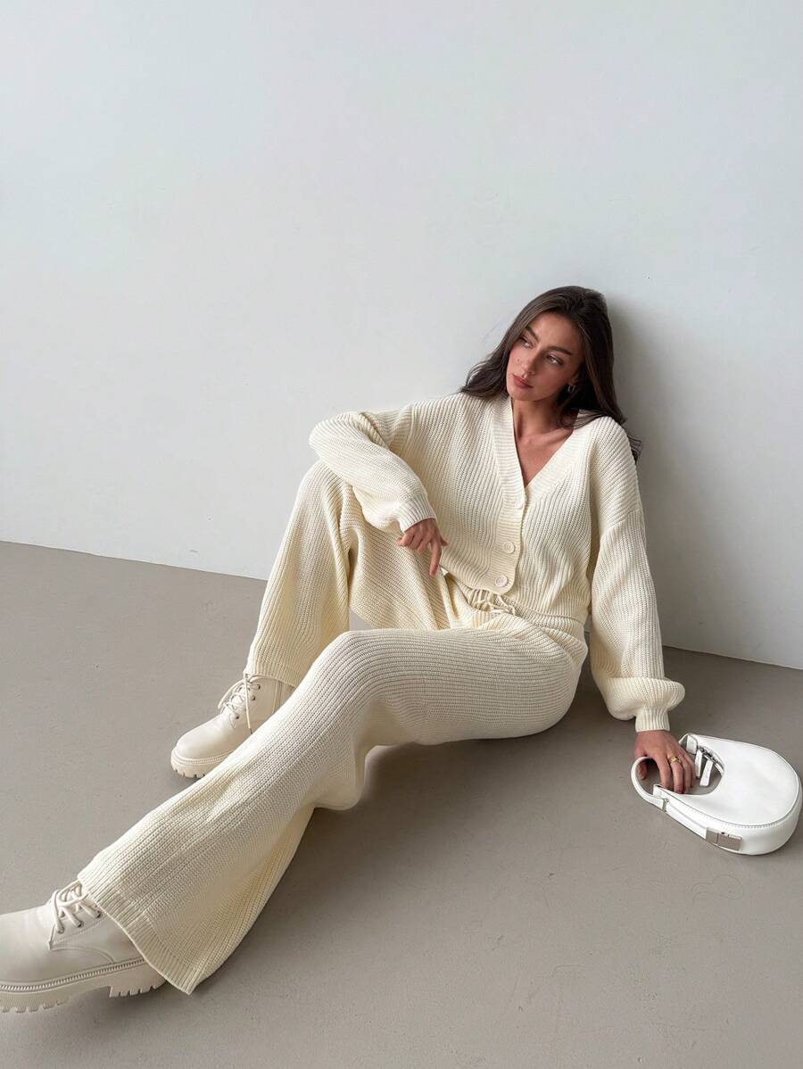 Aloruh Completo di tuta da casa composto da cardigan caldo e pantaloni, adatto per autunno/inverno, versatile per uso interno ed esterno. - Bianco - Visualizzare 1
