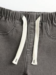 SHEIN 2pcs Baby Boys Street Style Loose Soft Round Neck Towel Embroidery Letter Long Sleeve Sweatshirt & Elastic Waist Drawstring Casual All-Match Simple Elastic Jeans Set - Light Grey - View 7