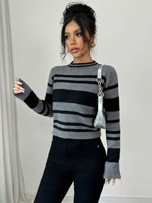 Elenzga Áo len chui đầu tay dài cổ tròn sọc cắt cúp phong cách retro đa năng thường ngày - Xám - Xem 3