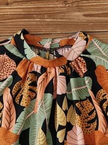 EMERY ROSE Blusa de cuello redondo con estampado de hojas y puños acampanados para mujer de talla grande