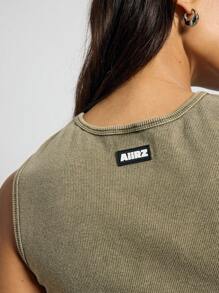 AiiRZ Sleeveless Ribbed Tank Top With Braided Center Detail Perfect For St. Patrick'S Day Celebrations Casual Irish-Themed Fashion Slim Fit Stretchy Crop Top For March 17Th Festivities - Green - View 3