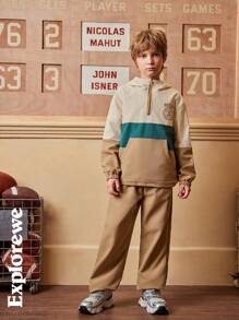 SHEIN 2pcs Boys Casual City Style Outfit - 1 Hoodie With City & Football Graphic, 1 Contrast Color Pants. Suitable For Outdoor, Sports, Casual, School And More Occasions