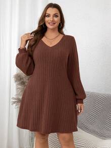 SHEIN Clasi Vestido casual corto con costillas anchas de talla grande en color vino tinto para mujeres - Marrón - Ver 4