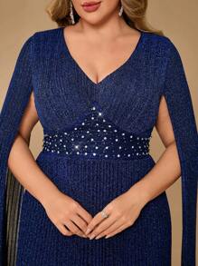 SHEIN Belle Vestido de noche elegante largo, color azul oscuro con talla grande, adornado con perlas falsas y piedras brillantes, de manga larga y con pliegues, para invitados de boda, graduación o cena - Azul - Ver 3