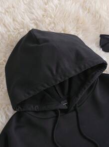 Manfinity VCAY بلوزة هودي كتف منسدل مطبوعة بالحروف مبرزة، بلوزة هودي طويلة الأكمام للخروج باللون الأسود، هدايا للأصدقاء والزوج والحبيب، مناسبة للخريف والشتاء