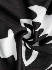 Men's Sexy Digital Letter Print G-String - Black and White - View 6