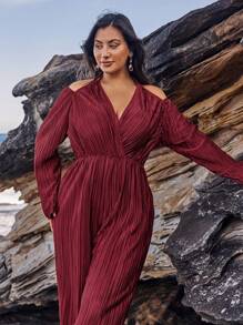 SHEIN VCAY Mono de talla grande con otoño/invierno con escote halter atado, manga larga, cintura ceñida, plisado y pierna ancha, para fiestas y días festivos en color vino tinto
