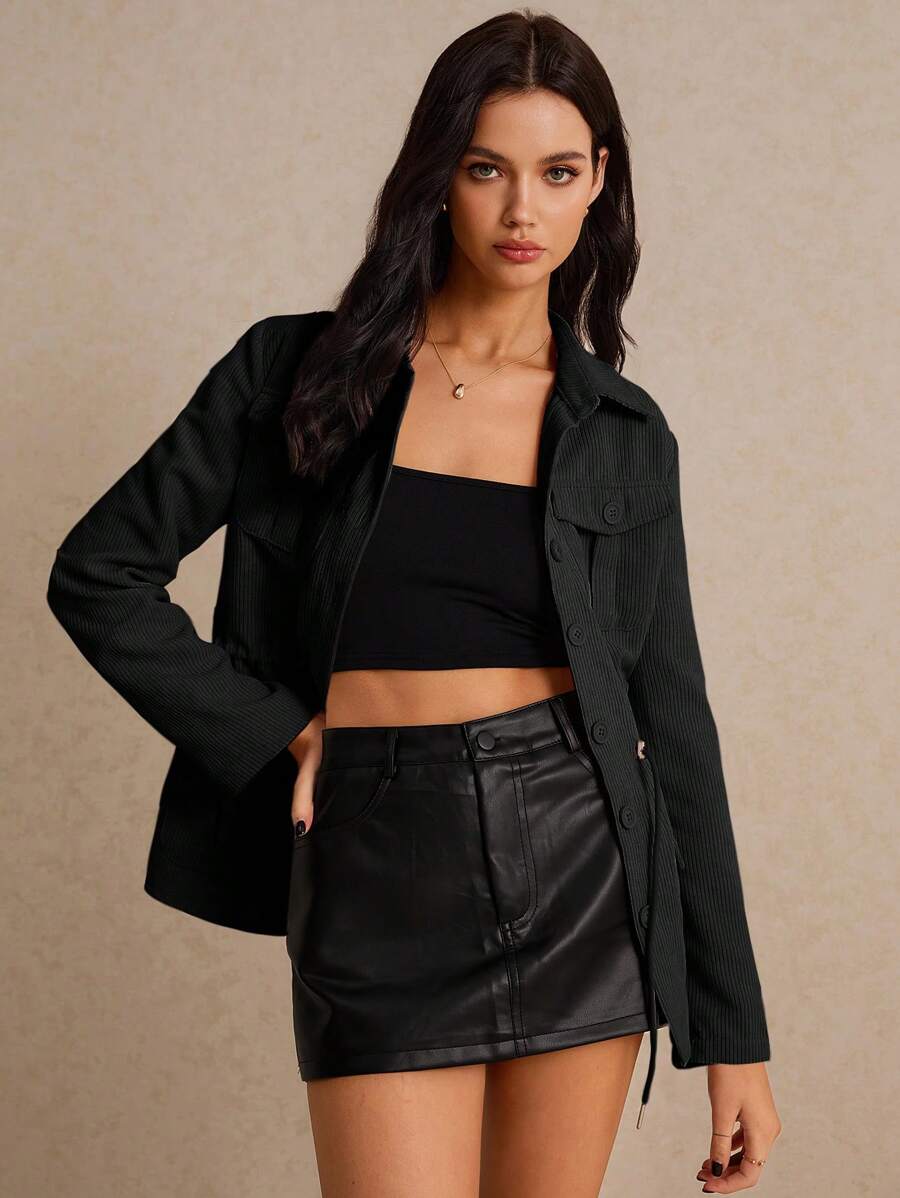 Poéselle 秋冬翻盖口袋抽绳腰带夹克 - 黑色 - 查看 1