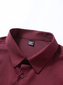 Manfinity Mode Camisa casual de negocios de manga larga, cuello liso y abotonadura frontal