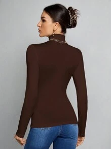 SHEIN Tall Atasan Putih Polos Sederhana dengan Kerah Tinggi, Cocok untuk Musim Gugur dan Musim Dingin, untuk Wanita Tinggi - Coffee Brown - View 2