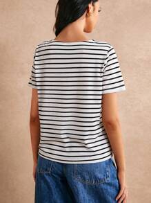 Poéselle Striped & Letter Graphic Tee, Casual Style, Effortless Chic