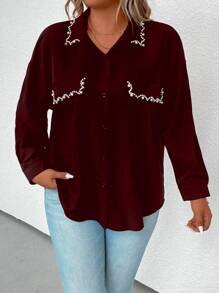 SHEIN Clasi Große Größen Einfarbige, Perlendekor-Vorderseite mit Knopfleiste, elegante Langarmbluse - Bordeaux - Übersicht 5