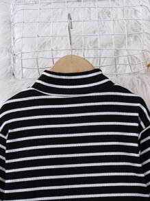 SHEIN Young Girl Striped Stand Collar Loose Casual T-Shirt