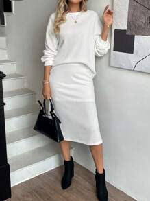 SHEIN LUNE Set de 2 piezas de top de manga larga esponjoso informal y conjunto de falda, conjunto de ropa de otoño - Beis - Ver 7