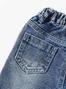 SHEIN Baby/Baby Girl Asymmetrical Elastic Waist Fitted Butterfly Print Straight Leg Light Wash Jeans - Medium Wash - View 7