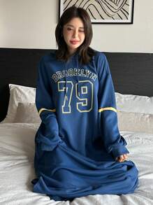 DAZY Letter Print Patroon Relaxed Fit Hoodie Nachthemd