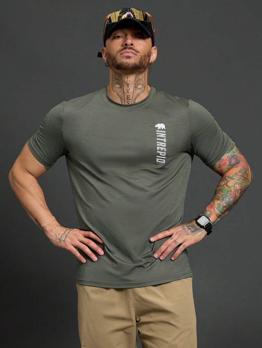 Gym Rark Camiseta Esportiva de Manga Curta Estilo Boyfriend Casual com Estampa de Letra para Homens - Azul bebê - Visão 1