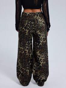 SHEIN ICON Women's Button Front Pocket Leopard Print Pants, Casual For Everyday Wear Low Rise Straight Leg Jeans - Brown - View 2
