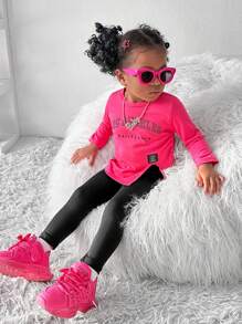 SHEIN 2 pièces Ensemble Top col rond imprimé de lettres slogans et bas ajustés à ourlet franges, style mode de rue minimaliste décontracté pour bébé fille, convient au port en extérieur