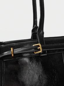 MOTF PREMIUM TÚI ĐEO VAI ĐA NĂNG THỜI TRANG TỐI GIẢN CHO NỮ ĐI LẠI MÀU ĐỎ ĐA NĂNG CHI TIẾT KHÓA - màu đen - Xem 4