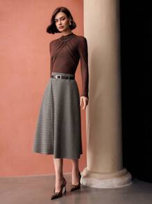 MOTF PREMIUM VÁY XÒE IN HÌNH HOUNDSTOOTH CÓ THẮT LƯNG KHÓA - Cà phê nâu - Xem 6