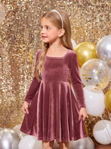 SHEIN Leap Crew 1 pieza Vestido de terciopelo con cuello cuadrado y falda acampanada de moda y lindo para niñas, vestido de línea A, vestido elegante de manga larga tipo pastel, para fiestas de cumpleaños, vacaciones, genial para uso casual diario y escolar en otoño e invierno, para Navidad, a juego con mamá e hija, a juego con hermana. - Morado - Ver 5