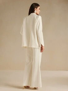 Anewsta Bộ vest blazer hoa 3D xếp ly thời trang dành cho nữ - trắng - Xem 2