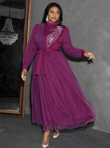 Slaydiva Vestido elegante, de fiesta, para reunión, evento de noche y citas con manga larga y color liso morado, cuello volante de un solo hombro, cinturón y diseño con malla en corte evasé para mujeres de talla grande, para primavera/otoño - Morado - Ver 8