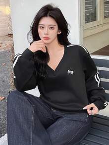 SHEIN EZwear Áo nỉ rộng rãi họa tiết nơ cổ chữ V kẻ sọc đơn giản cho nữ, mùa thu - màu đen - Xem 5