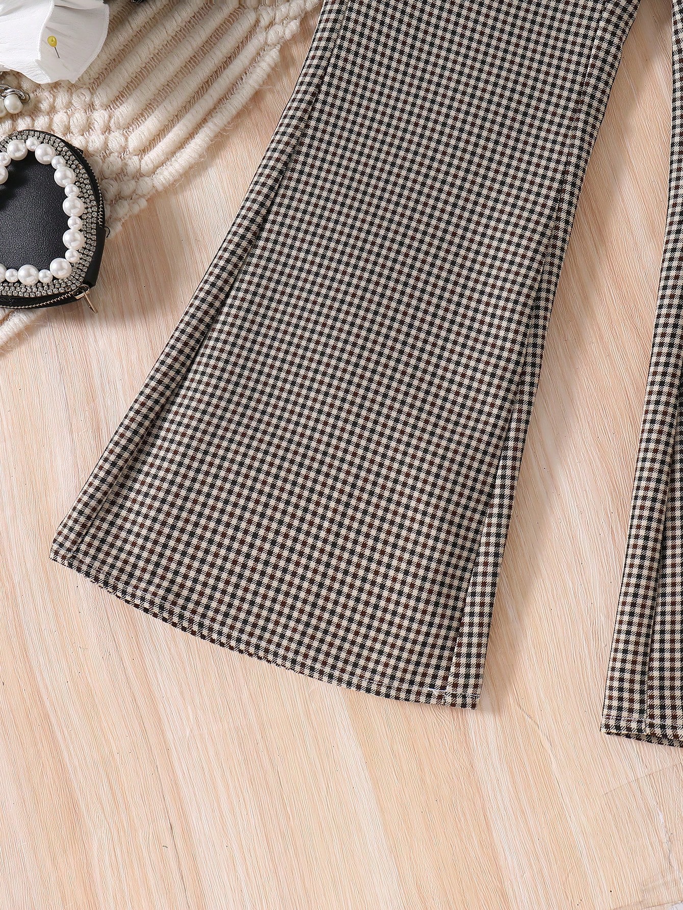 مجموعة قميص كم طويل بياقة مكسرة مع بنطال منسوج مرب...