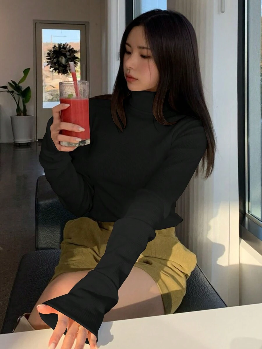 DAZY Áo thun cổ lọ màu trơn ôm vừa vặn dành cho nữ, phù hợp với thời tiết xuân, hè và thu, áo dài tay dành cho nữ, quần áo mùa thu cho nữ - màu đen - Xem 1