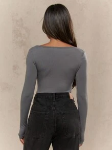 MISSGUIDED Long Sleeve Bodysuit Square Neck Form Fitting Essential Fall Winter Layering Basic Contemporary Modern Design - Grey - View 2