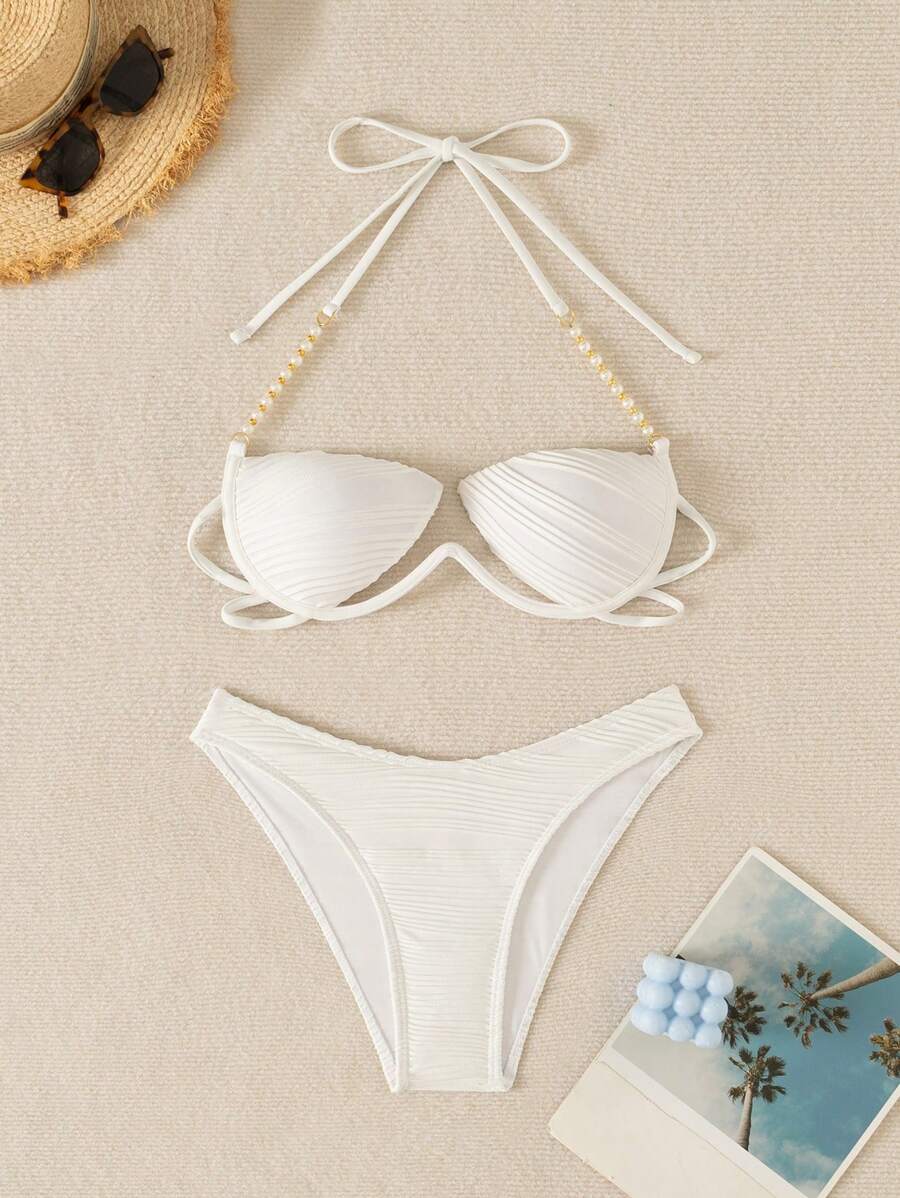 Swim SXY Conjunto de bikini de 2 piezas para mujer con parte superior halter sin espalda con decoración de perla y Bottom de triángulo con corte alto para playa de verano - Blanco - Ver 1